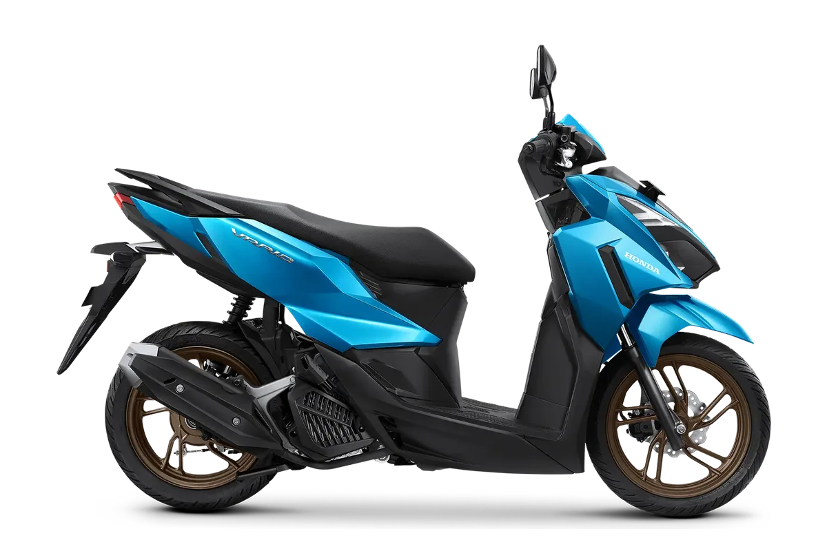Honda Vario 150 warna biru, tampak samping